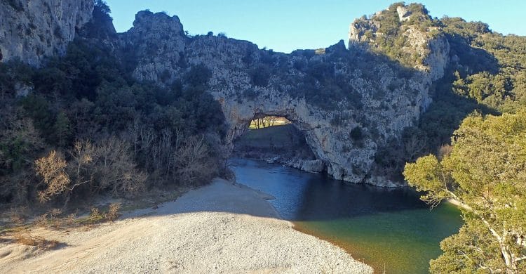 Le Pont d'Arc sans aucun touriste en janvier