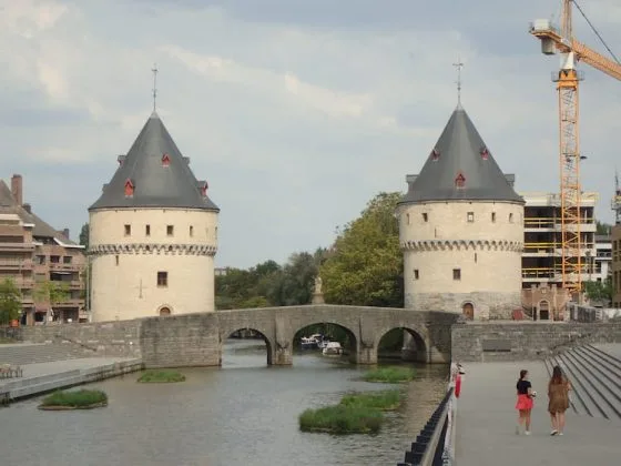 Les tours Broel