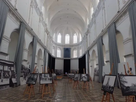 Exposition dans la chapelle des Jésuites de Saint-Omer